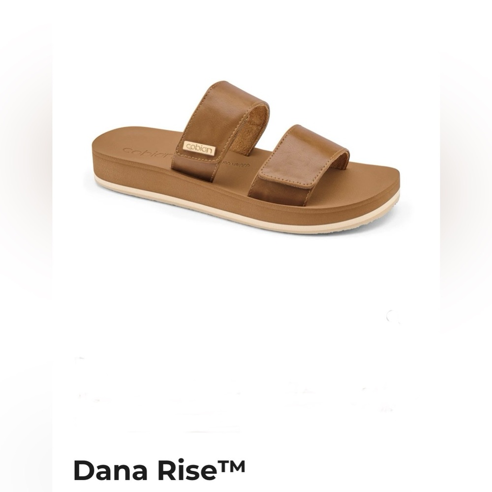 Cobian Dana Rise sandal